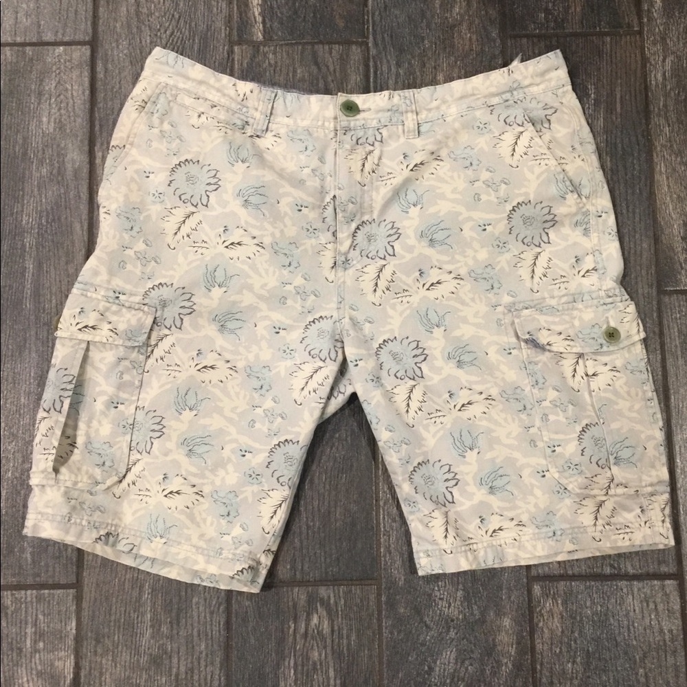 Guess Cargo Shorts